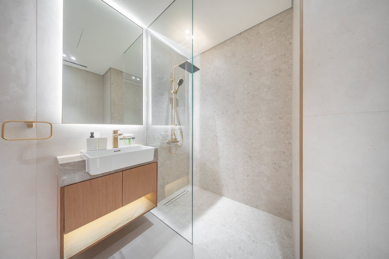 Room 3, JVC Studio for 2 People With City Views, Dubai