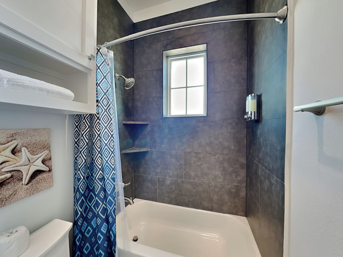 Bathroom 3, Seabreezy Lane by Ryson Vacation Rentals, Galveston