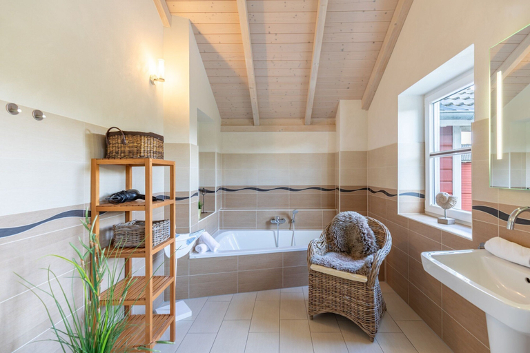 Bathroom 2, Skandinavisches Reihenhaus in Dagbull, Nordfriesland