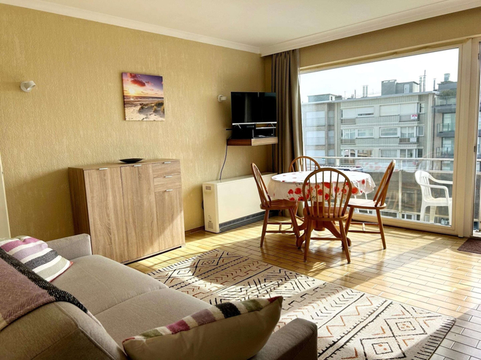 Living room 5, Cosy Studio With Lateral sea View in Koksijde, West-Vlaanderen