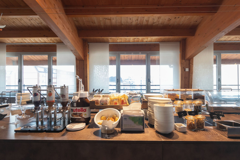 Breakfast buffet, Hotiday Milano Navigli, Milano