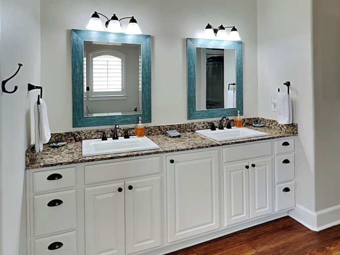 Bathroom 4, Casa Blanca by Miss Kitty’s, Aransas