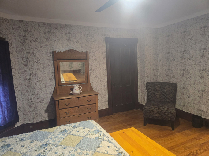 Room 3, Keepsake Inn - Where Memories are Made, Coos