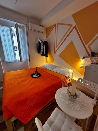 Room 5, Coro & Bentu, Sassari