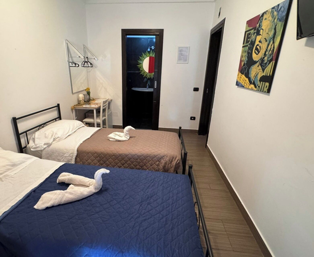 Bedroom 4, Bed and Breakfast Simonelli RoomS, Roma