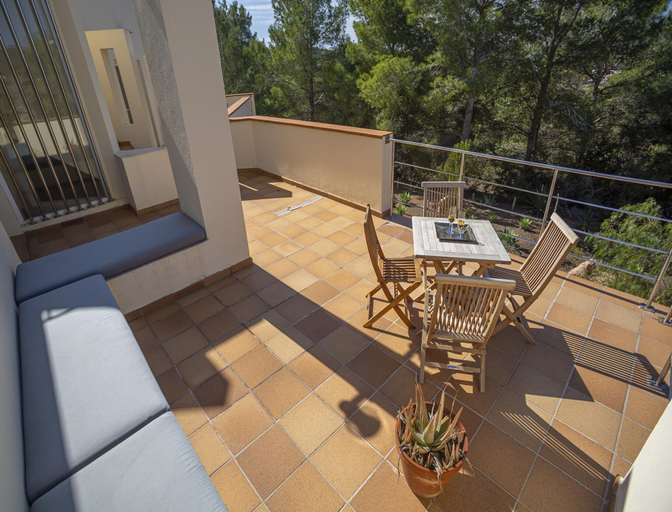 Balcony 2, Belvilla by OYO Sa Talida, Baleares
