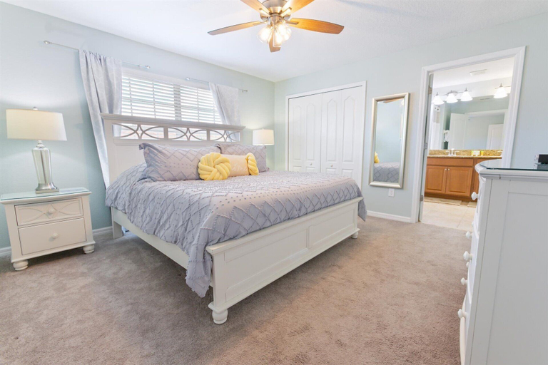 Interior 4, Sug8970, Osceola
