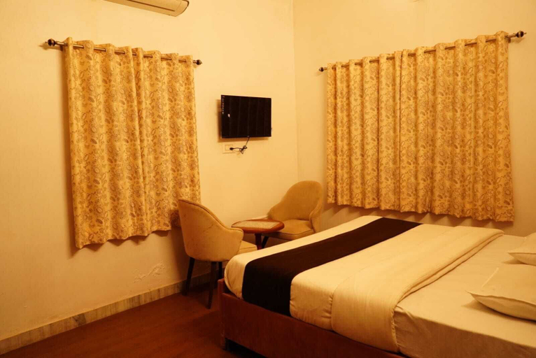 Room 5, Mango Farm, Udaipur