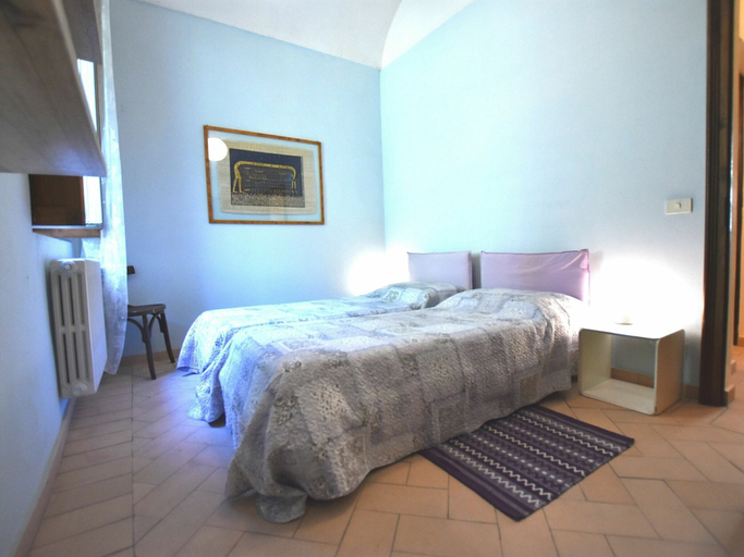 Room 2, Belvilla by OYO Antica Residenza, Alessandria
