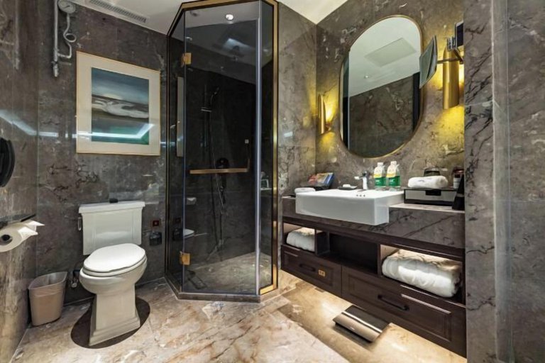 Bathroom 5, Tianxing Hotel, Tieling
