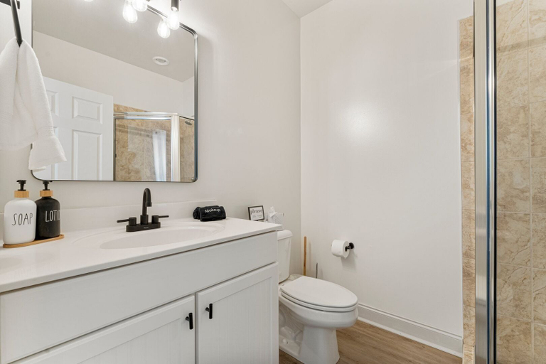 Interior 5, Somerset By The Sea, Walton