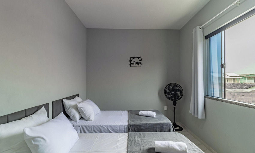 Room 5, 2BR Duplex Near Beach w/ Garage Rrt0098, Penha