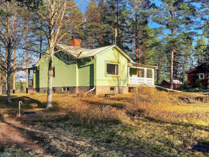Others 1, Vintage Forest Retreat-by Traum, Malung