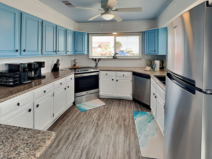 Others 5, Once Upon a Tide by Ryson Vacation Rentals, Galveston