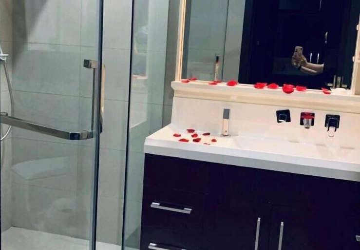 Bathroom 4, Shi Mao Garden Hotel, Beijing