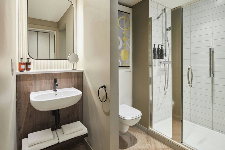 Bathroom 4, Residence Inn by Marriott Edinburgh, Edinburgh