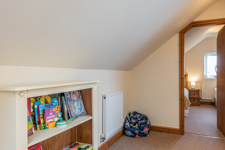 Living room 5, Spacious Country House for 14, Holywell, No Deposit, Flintshire