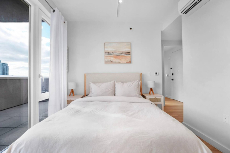 Room 2, Chic Brooklyn Stay Steps to G Train, New York