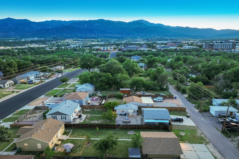 Interior 2, Charming Pet Friendly 2BR Retreat, El Paso