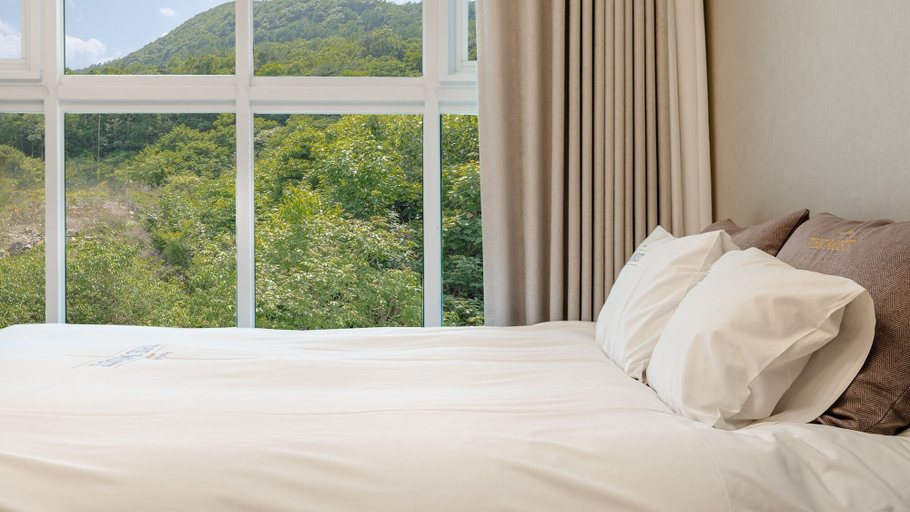 Bedroom 3, Mungyeong The Most Pool Villa, Mungyeong