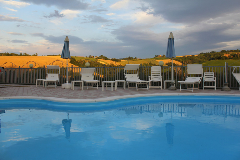 Exterior 5, hotel Sporting Piscina & Ristorante, Parma