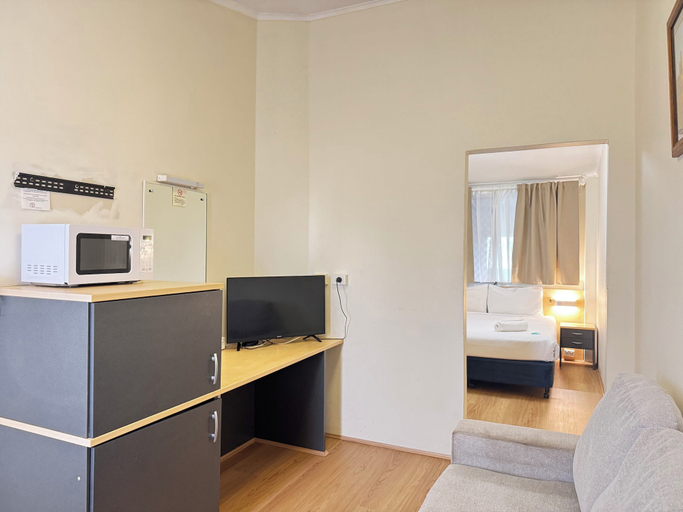 Others 5, Taree Motor Inn, Greater Taree