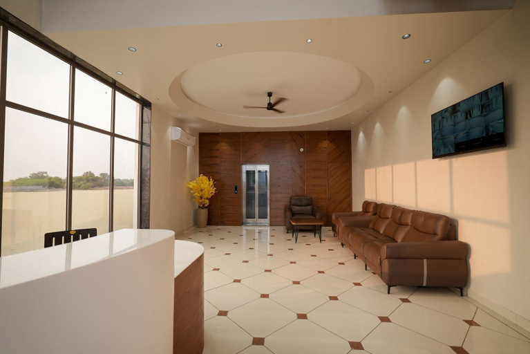 Lobby 2, Hotel Kesharinandan, Ahmadabad