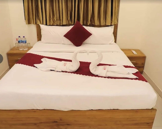 Room 2, Hotel Ratna Residency, Raigarh
