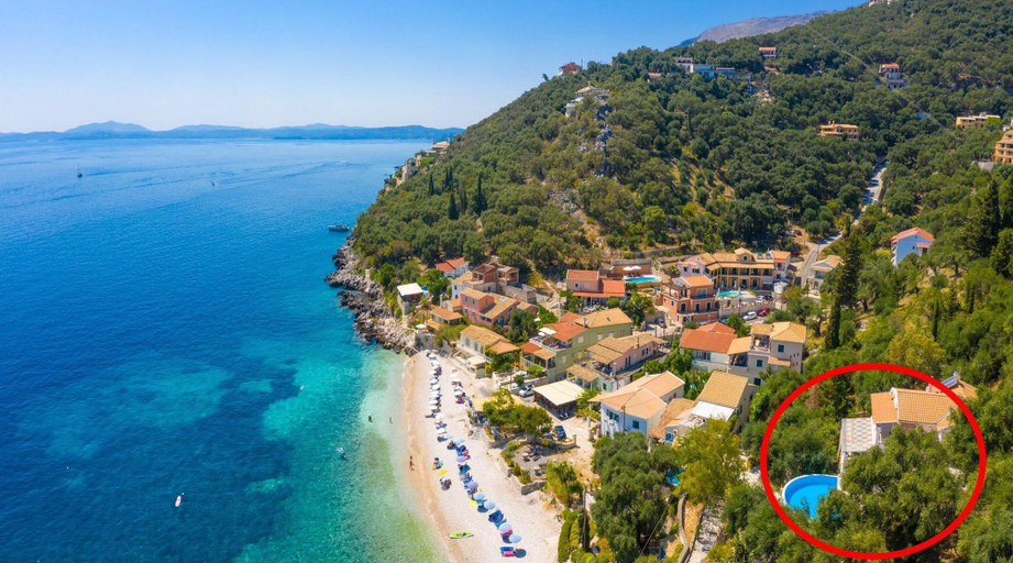 Others 5, Villa Petros Large Private Pool Walk to Beach Sea Views A C Wifi Car Not Required - 180, Ionian Islands