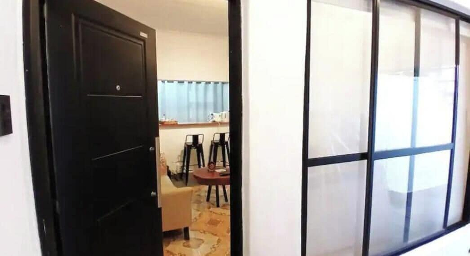 Front of property, Serena Suipacha, Capital