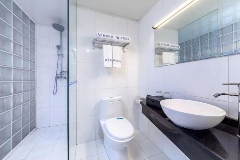 Bathroom 5, Diyu Mansion Hotel (Harbin Central Street), Harbin