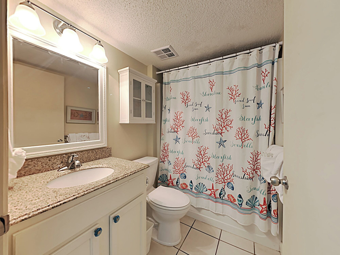 Bathroom, Perdido Skye #54 by Southern Vacation Rentals, Escambia