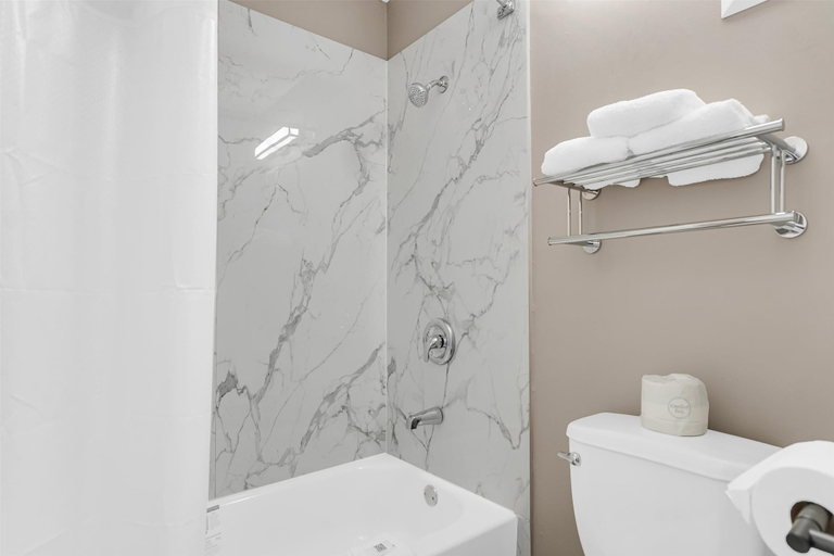 Bathroom 4, Studio 6 Extended Stay - Summerville, SC - Charleston, Berkeley