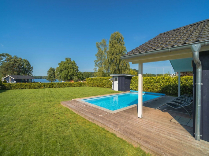Pool 5, Ferienhaus mit Pool und Sauna am Duemmer See, Ludwigslust-Parchim