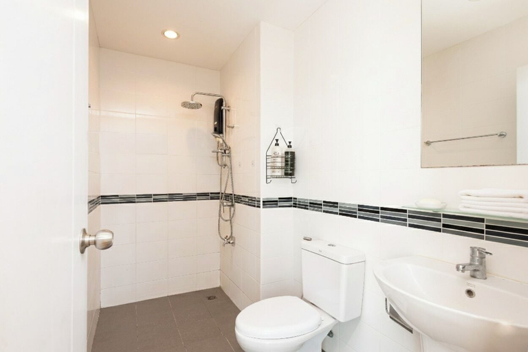 Bathroom 4, 3 bedroom 3 private bahtroom villa, Min Buri