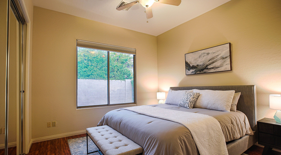 Bedroom 2, Lynx Chandler/ocotillo, Maricopa