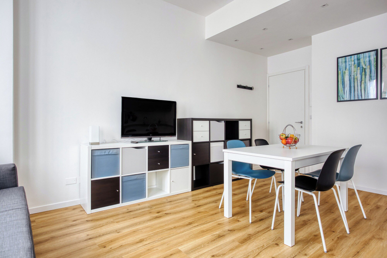 Others 5, Elegant apartments in Isola district, Milano