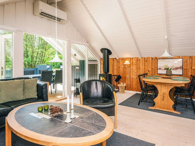 Others 4, 4 Person Holiday Home in Norre Nebel, Varde