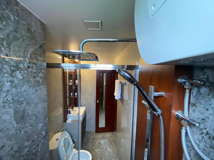Bathroom 3, Luxury 3 Room Apartment by Oboe, Malé