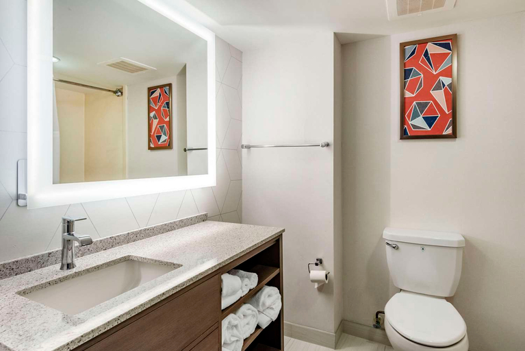 Bathroom 4, Comfort Suites Ocean City West, Worcester
