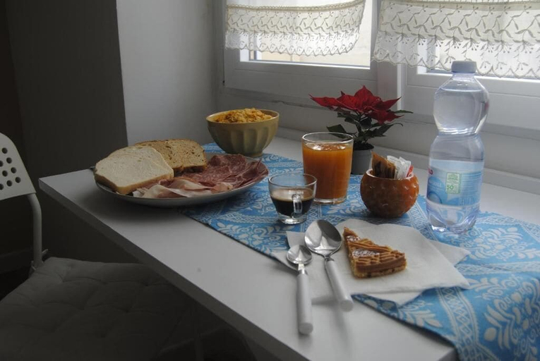 Breakfast meal, Coro & Bentu, Sassari