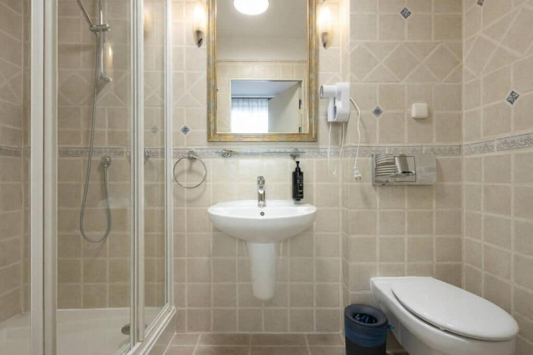 Bathroom 3, Royal Rooms, Poznań City