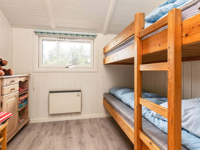 Bedroom 2, 4 Star Holiday Home in Lokken, Jammerbugt