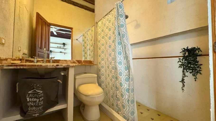 Bathroom 5, Casa Zarah - Alma Hotels, Santa Marta (Dist. Esp.)