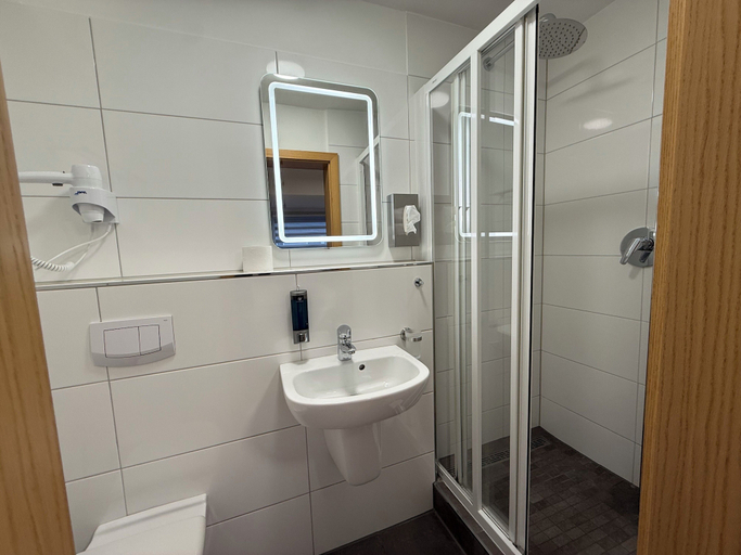 Bathroom 2, SHIN CENTRAL, Essen