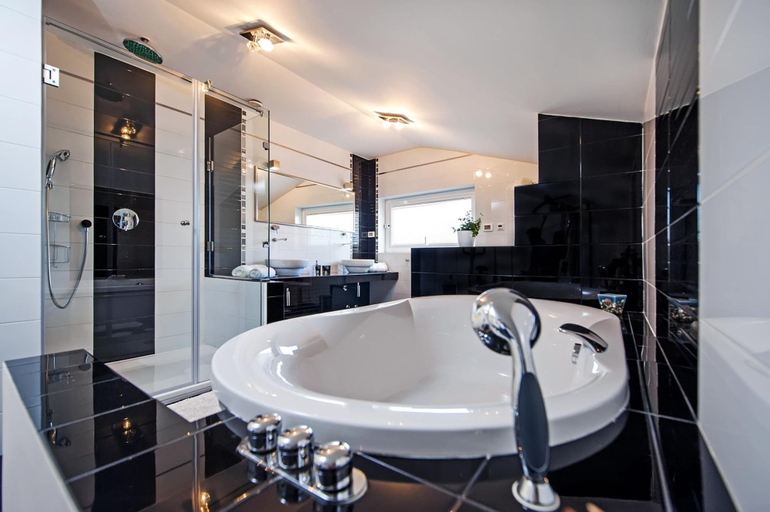 Bathroom 4, Villa Montericco Zadarvillas, Rovinj