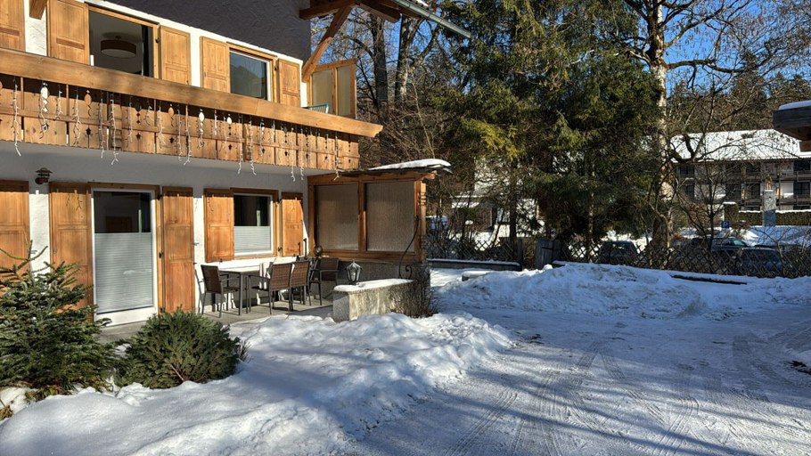 Balcony, Apartment in Grainau am Badersee, Garmisch-Partenkirchen