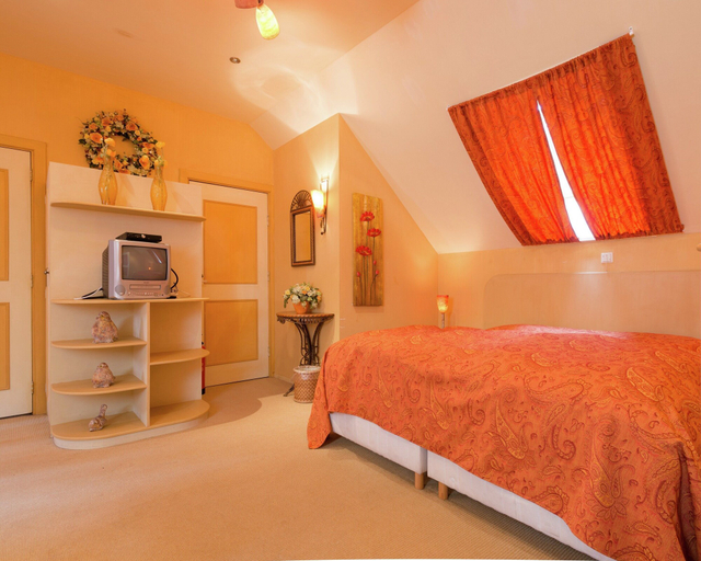 Bedroom 3, Secluded Farmhouse in Balkbrug with Hot Tub, Hardenberg