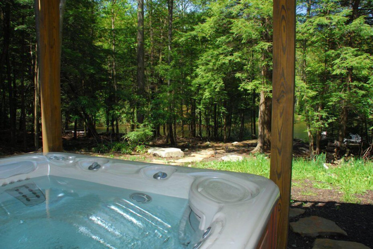 Others 3, Claralea Lodge by Taylor Made Deep Creek, Garrett