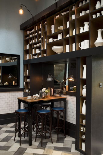 Food & Drinks 5, The Churchill Hotel, York
